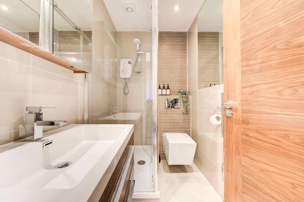 Camden Cocoon, 2' From Tube Up To 4 Apartment London Bagian luar foto